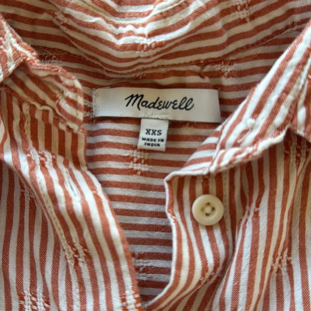 Madewell button down - Picture 2 of 3